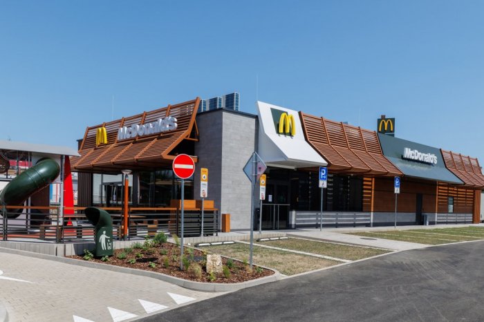 Ilustračný obrázok k článku Spišiaci sa dočkali. McDonald’s otvoril svoju prvú reštauráciu v Spišskej Novej Vsi