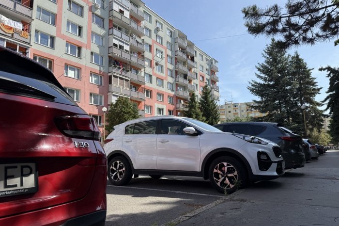 Ilustračný obrázok k článku Zvolen UPRAVUJE pravidlá PARKOVANIA: Sľubuje menej CHAOSU a viac priestoru pre DOMÁCICH