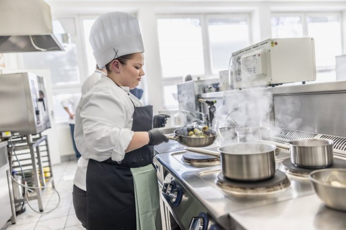 Ilustračný obrázok k článku Máte ŠANCU na novú PRÁCU: Mesto hľadá POSILU do kuchyne