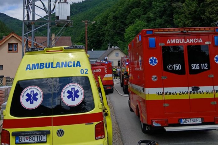 Ilustračný obrázok k článku ŠOK a panika v obci: V kvetinárstve zaznel VÝBUCH, ktorý rozmetal výklad a okná na kusy