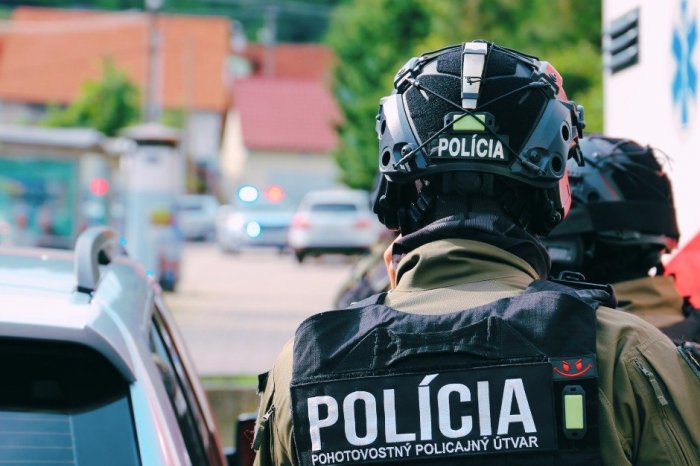 Ilustračný obrázok k článku OHAVNÝ prípad! Muž (52) čelí obvineniam zo zneužívania a výroby DETSKEJ pornografie