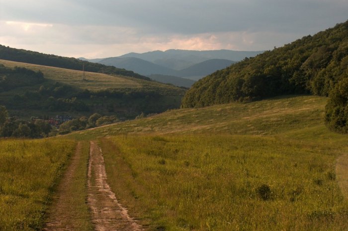 Ilustračný obrázok k článku V Kanaši je stále dostatok okulahodiacich scenérií: Máme TIP na výlet s oázou lesov, FOTO