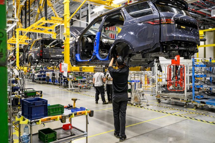 Ilustračný obrázok k článku Jaguar Land Rover zasiahol kybernetický ÚTOK: Výroba v Nitre STOJÍ už tretí týždeň