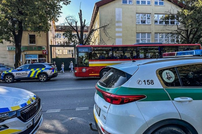 Ilustračný obrázok k článku Mimoriadna DRÁMA na východe: Pre BOMBOVÚ hrozbu museli EVAKUOVAŤ nemocnicu!