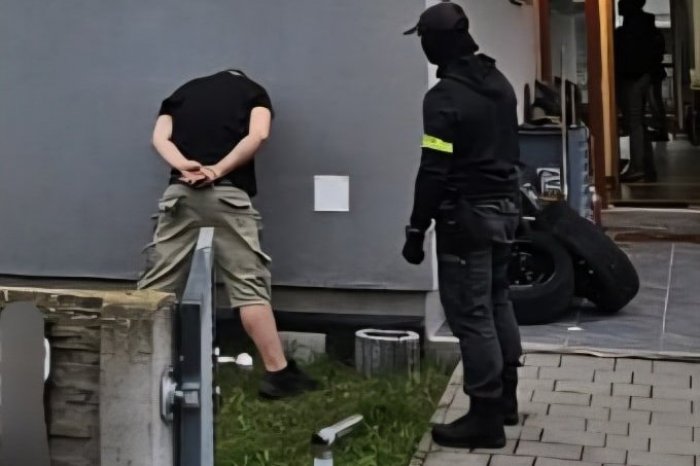 Ilustračný obrázok k článku Mimoriadna DRÁMA a zásah polície: V Dunajskej Strede sa STRIEĽALO!