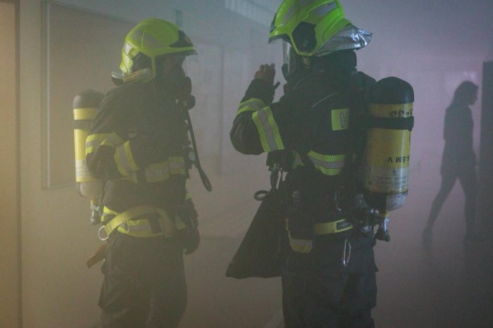 Ilustračný obrázok k článku Prvé INFO o zásahu hasičov v krajskom meste: V ZADYMENOM byte boli INTOXIKOVANÍ ľudia