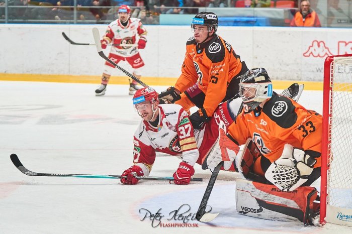 Ilustračný obrázok k článku Stále to NEJDE! Prešovskí hokejisti prehrali obidve východniarske derby, s Košičami potupne