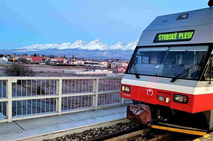 Ilustračný obrázok k článku Počas prác nepremávajú: Na trase Poprad-Tatry – Starý Smokovec platí výluka električiek