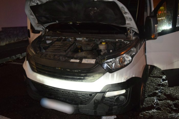 Ilustračný obrázok k článku Policajti v Nitre zažili ŠOK: Muž šoféroval KRADNUTÚ dodávku! A to nebolo všetko