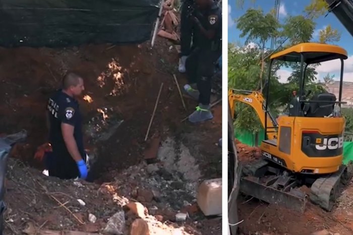 Ilustračný obrázok k článku Žena tajne POCHOVALA svoju mamu na záhrade! Naďalej poberala jej sociálne dávky