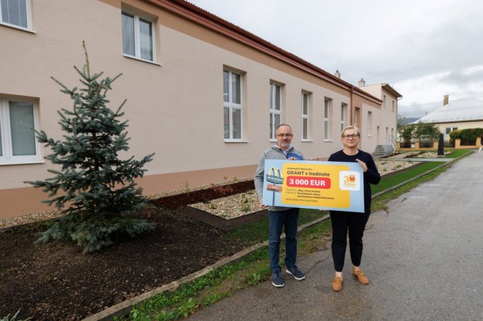 Ilustračný obrázok k článku V obci Veľká Hradná vzniká krajší a zelenší verejný priestor vďaka grantu od McDonald’s