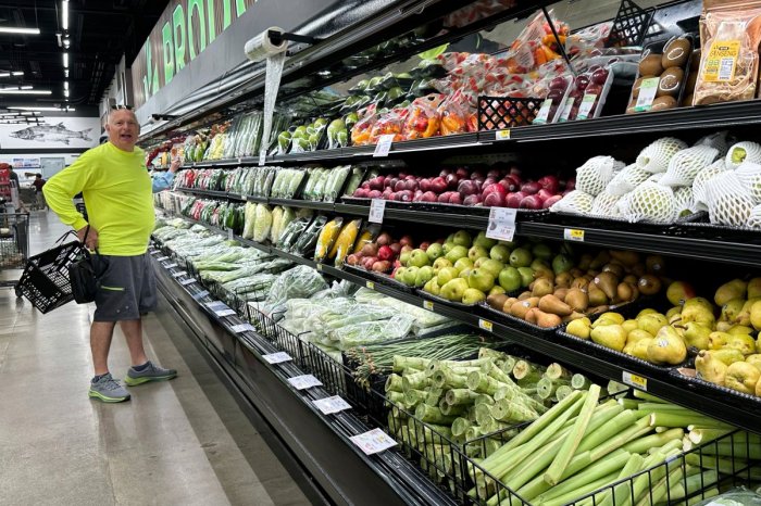 Ilustračný obrázok k článku Cez Sviatok všetkých svätých môžeme nakupovať! TIETO obchody hlásia, že budú OTVORENÉ