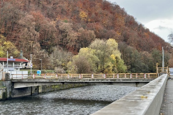 Ilustračný obrázok k článku Prečo práce na MOSTE utíchli? Mesto hovorí o NEOČAKÁVANEJ technickej prekážke