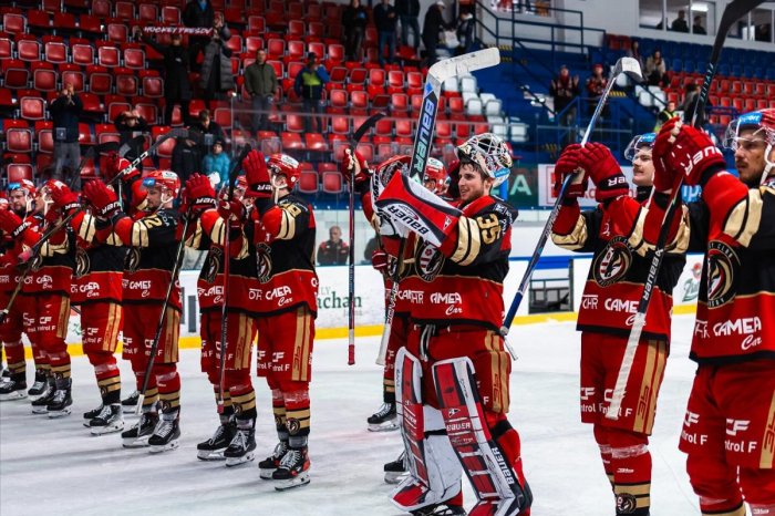 Ilustračný obrázok k článku Hokejisti Prešova strácajú dôležitú posilu: Na lavičke končí asistent trénera Jurčenko