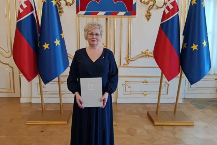 Ilustračný obrázok k článku Prešovská univerzita má NOVÚ profesorku: Pellegrini vymenoval rusistku Annu Petríkovú