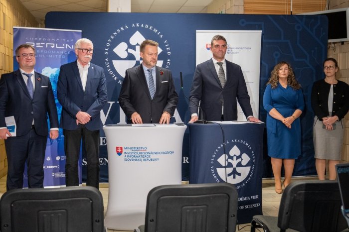 Ilustračný obrázok k článku Slovensko bude mať svoj SUPERPOČÍTAČ: Práce na jeho spustení sa blížia do FINÁLE