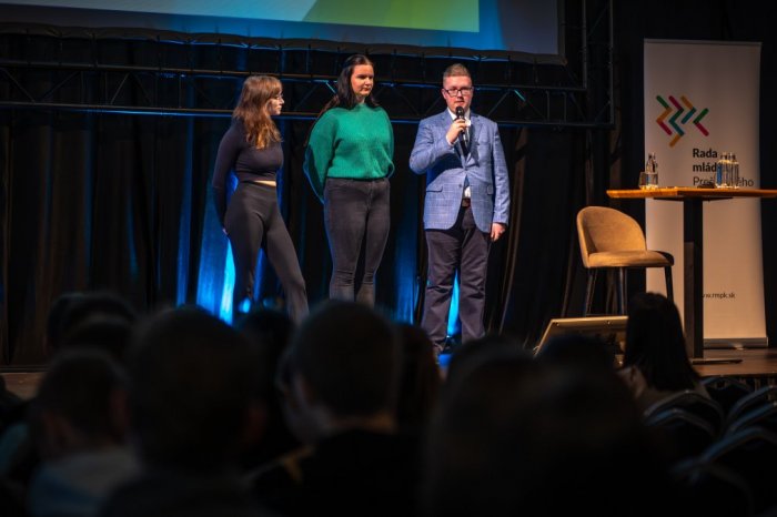 Ilustračný obrázok k článku Na Šváboch bude ŠPECIÁLNA akcia: Rada mládeže privíta vyše 200 členov školských parlamentov