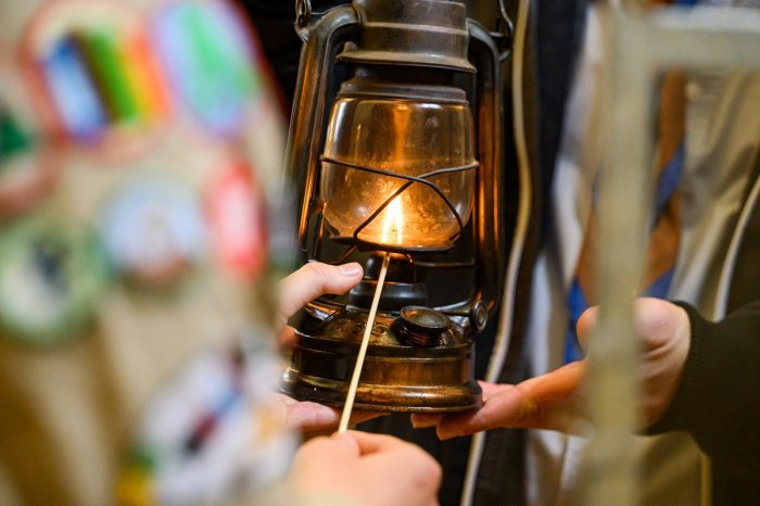 Ilustračný obrázok k článku Na Slovensko dorazí symbol mieru a nádeje: Skauti prinesú BETLEHEMSKÉ svetlo