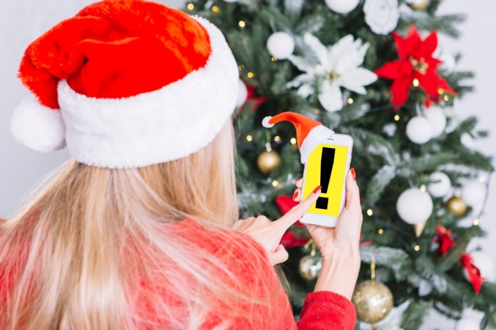 Ilustračný obrázok k článku Podvodníci ZNEUŽÍVAJÚ predvianočný zhon: POZOR! V sekunde môžete prísť o peniaze