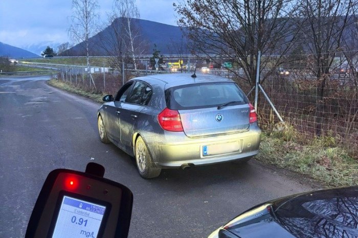 Ilustračný obrázok k článku ŠOKUJÚCE, že si vôbec sadol za volant: Po DYCHOVEJ skúške putoval vodič rovno do CELY