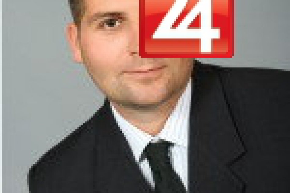 kandidati holduju facebooku