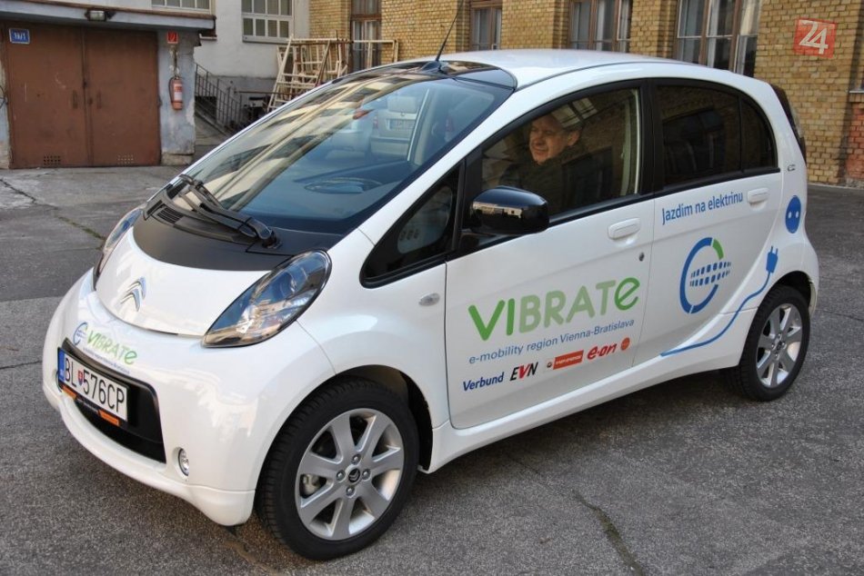 ZUPA MA ELEKTROMOBIL