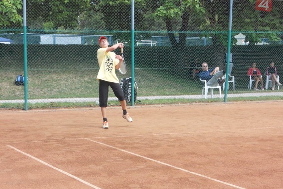 tenis dorast turnaj