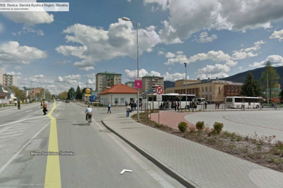 Google spustil Street View už aj u nás: Takto nafotil Revúcu!