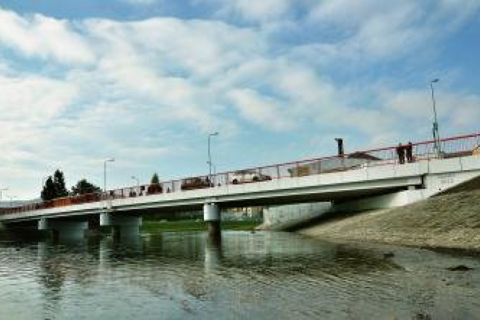 Zrekonštruovaný most cez Hron v obrazoch