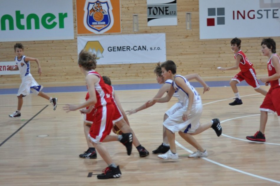 Basketbal: BK ŠPD Rožňava – BKM Poprad