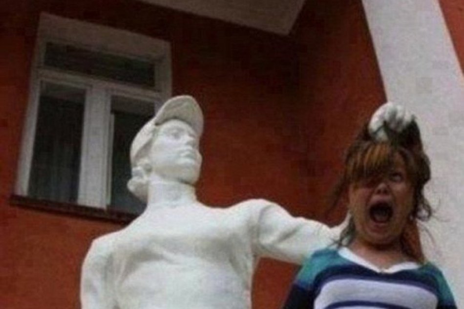 Sochy útočia na ľudí