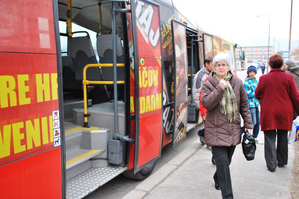 Žien za volantom autobusu pribúda: Nitra ich má najviac