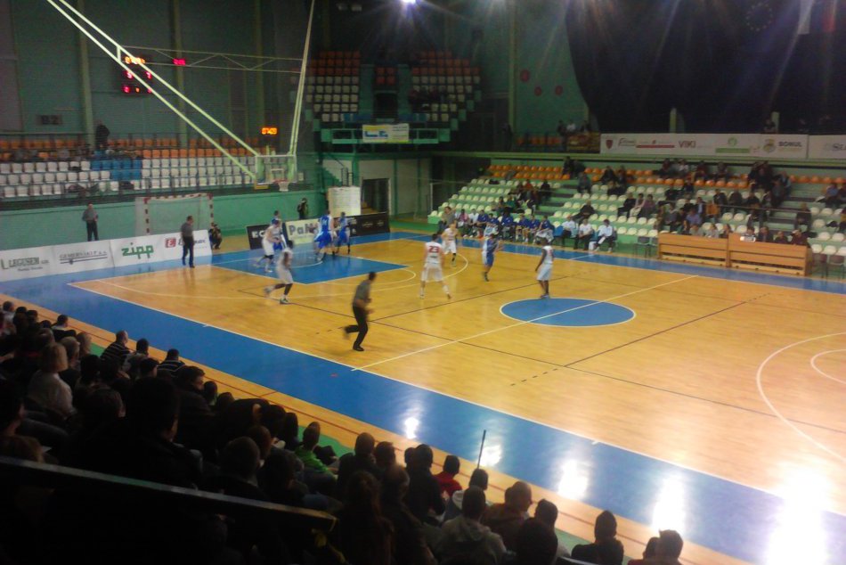 Basketbal: Nitra - SNV