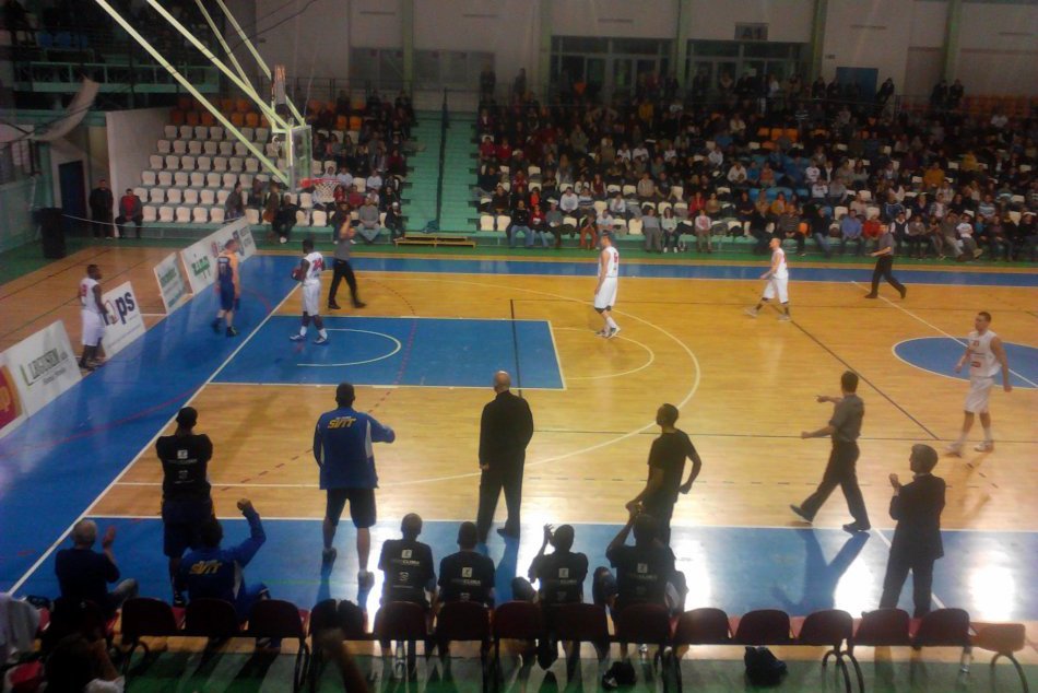 Basketbal - BK NItra - Iskra Svit