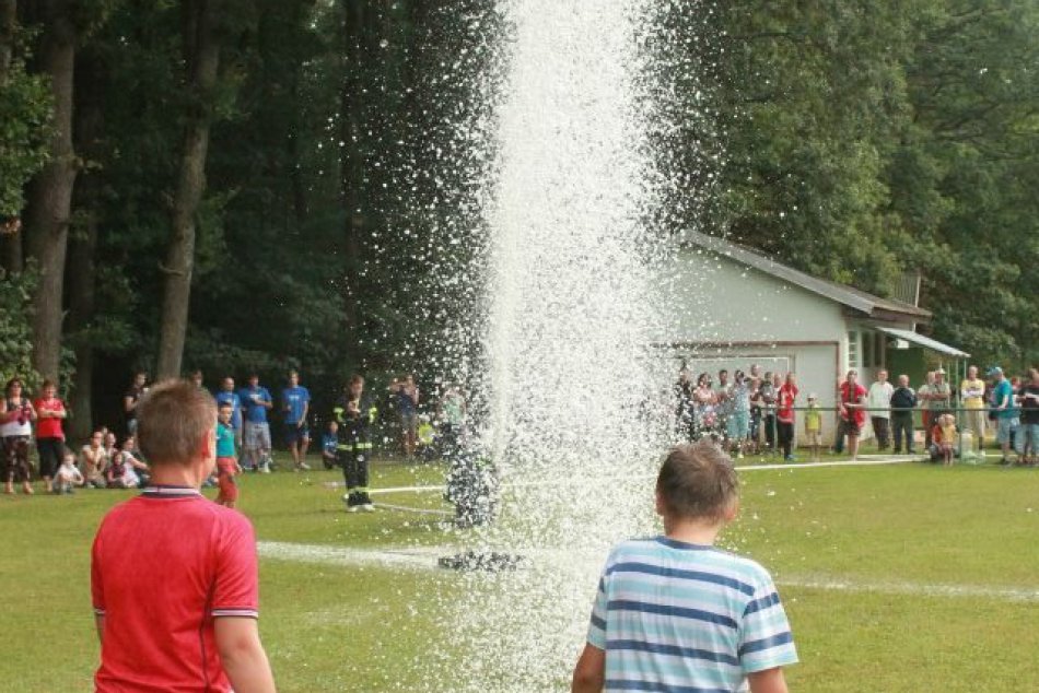 Pozrite si, ako to vyzeralo na Betliarskom country kotlíku 2013 časť 2.