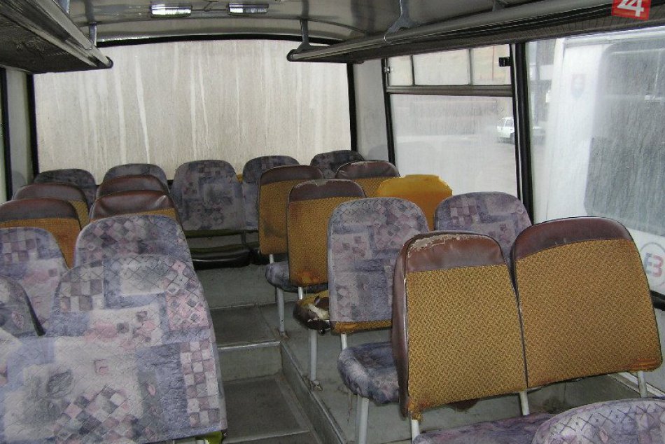 Vandalizmus v autobusoch v okrese Spišská