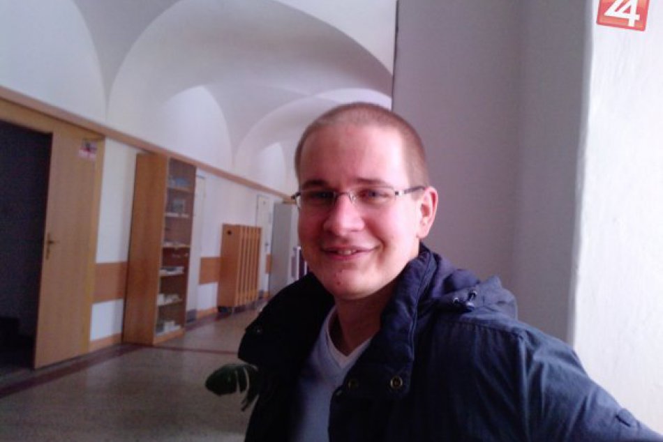 Mladý Bystričan s netradičným hobby: Ján Bulla (26) študuje hru na organe