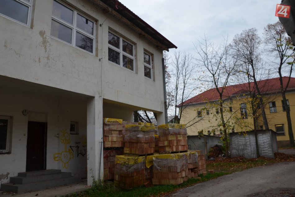 Nafetovaný mladík zburcoval aj chemickú jednotku