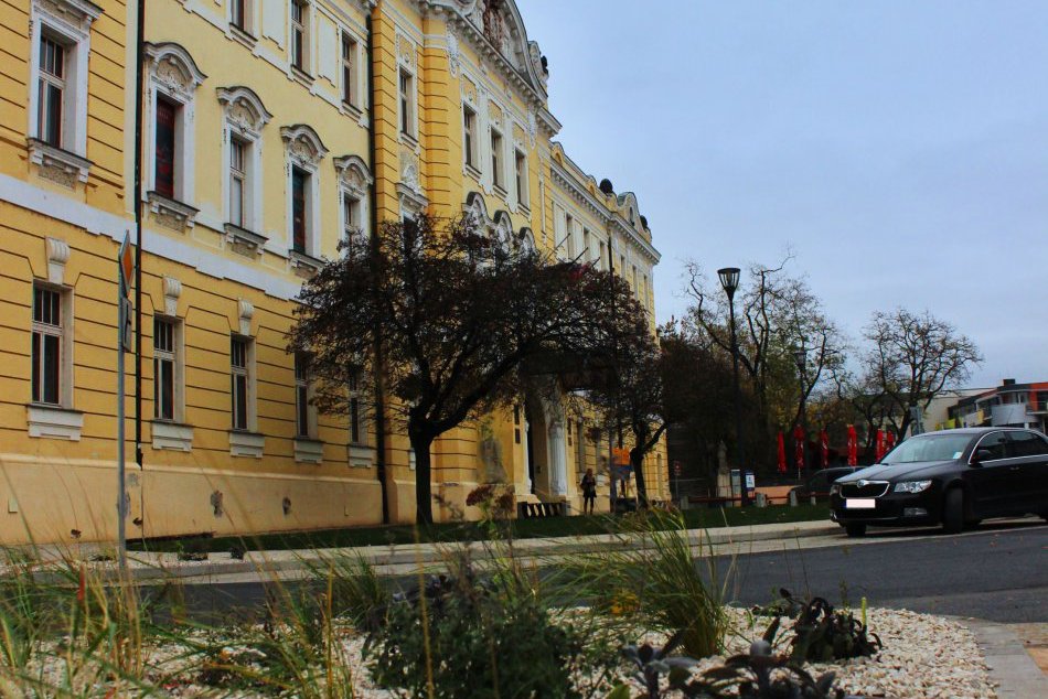 Hlasovanie o obľúbenú rekonštrukciu