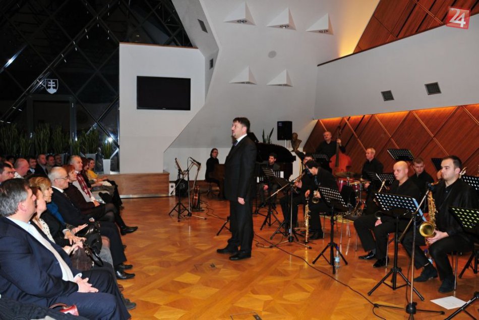 FOTO: Novoročný koncert v Bystrici: Divákom priniesol nezabudnuteľný umelecký zá