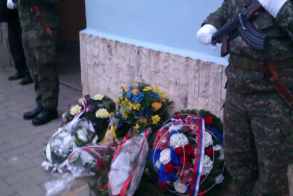 Pietny akt kladenia vencov