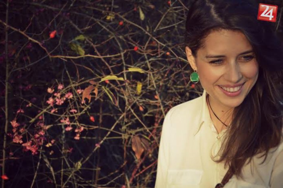 Simona Martausová - študovala v Banskej Bystrici