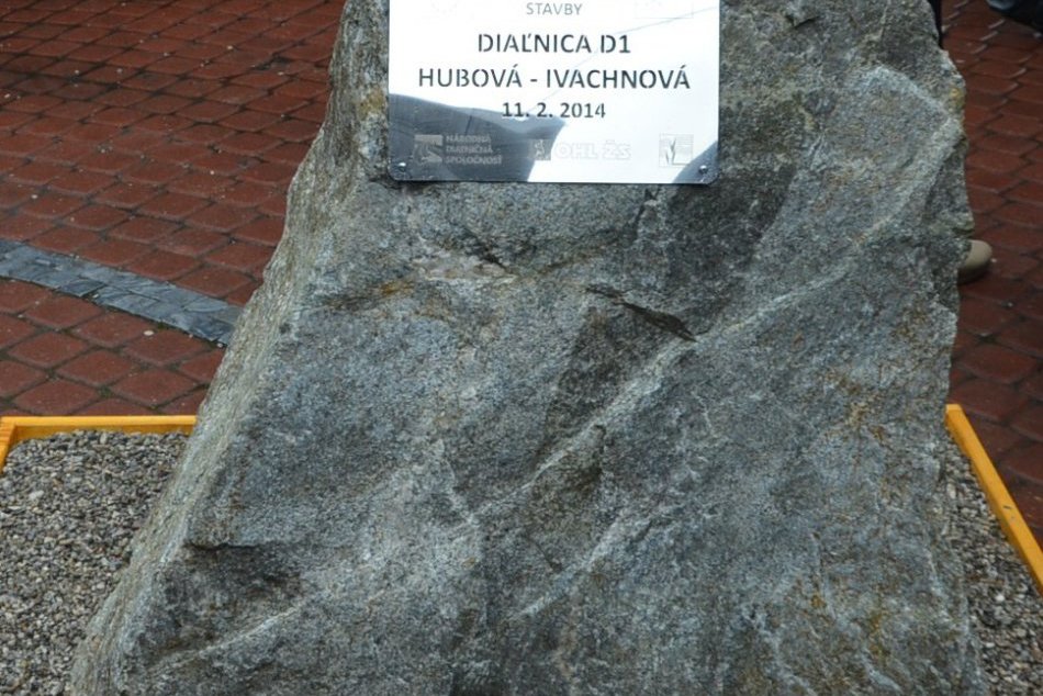 Základný kameň úseku D1 Hubová - Ivachnová