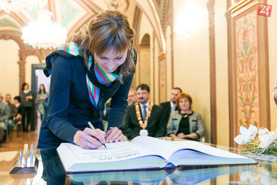 Primátor Gogola privítal na radnici zlatú Nasťu: Čakal na ňu emotívny program v 