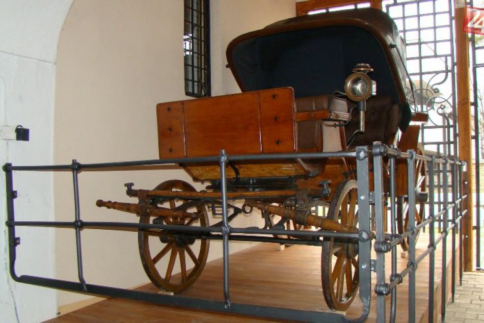 Vzácna historická pamiatka z 19. storočia: Kočiar rodiny Jóbovcov z L. Anny