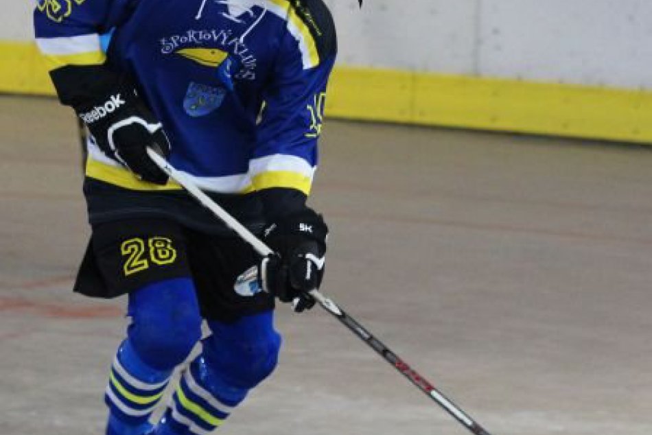 HBK Nitrianski Rytieri Nitra	 3 : 1	ŠK 98 Pruské