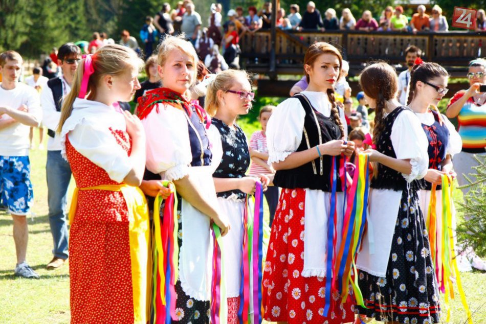Sadenie Mája v Čutkove 2013