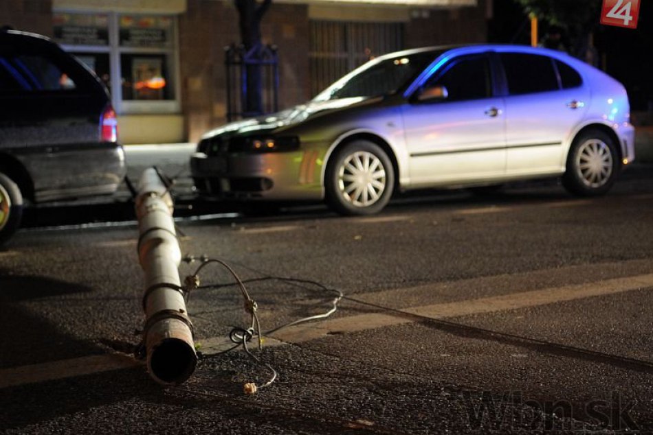 OBRAZOM: Vietor v Nitra napáchal škodu aj na Štefánikovej triede