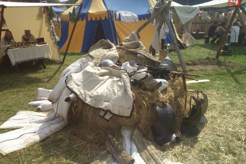 Krásna Hôrka sa vrátila do čias minulých: Hradné hry opäť nesklamali