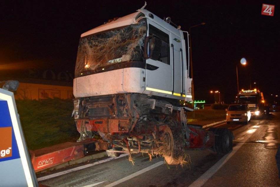 Vážna nehoda pri Michalovciach, zrážka s nákladným autom dopadla tragicky!